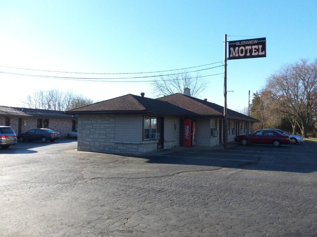 Glenview Motelダビューク エクステリア 写真